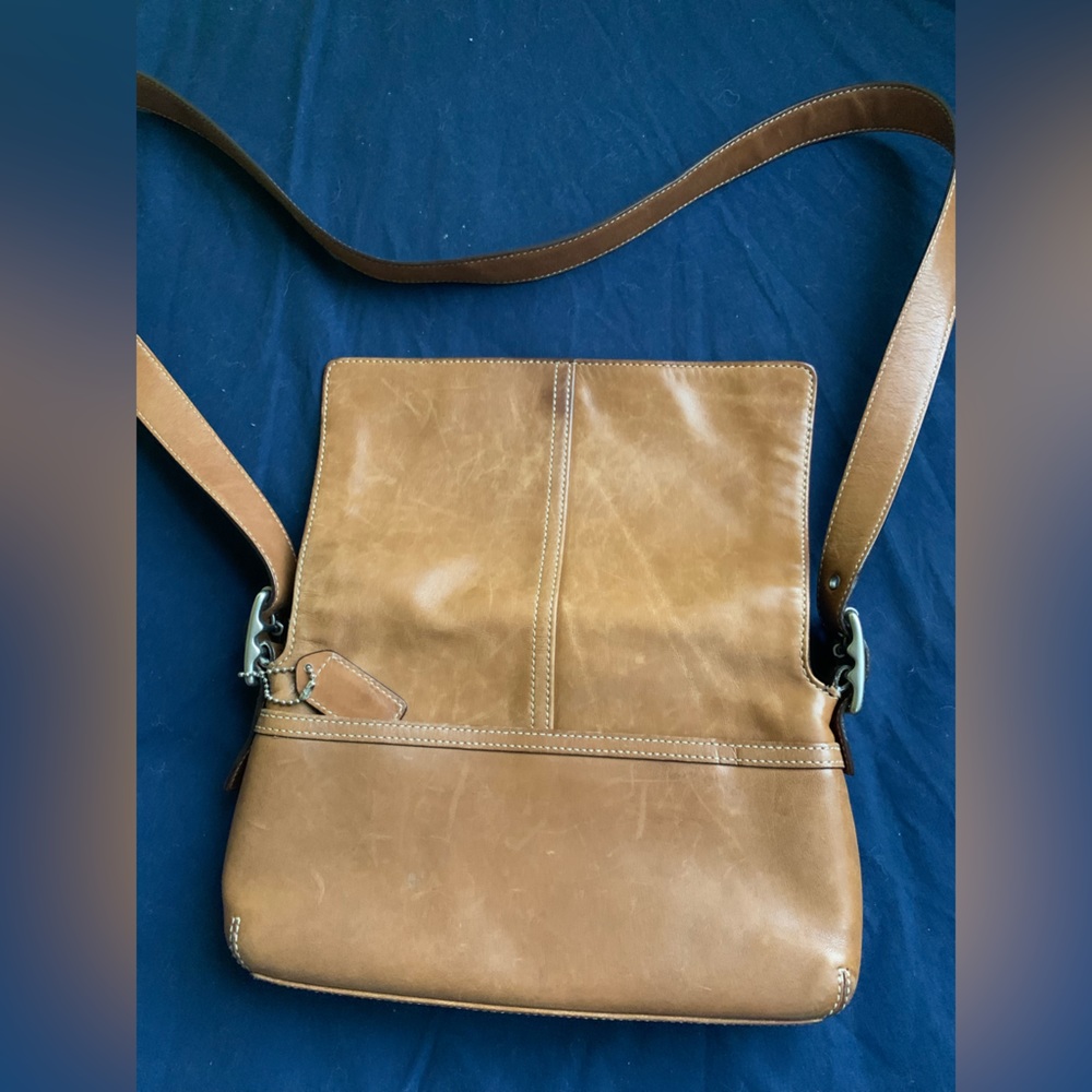 Vintage Coach crossbody bag